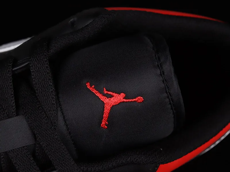 All categories Air Jordan Jordan series basketball shoes Air Jordan 1 Low Z version Air Jordan 1 Low "Shattered Backboard" AJ1 Joe 1 black and red buckle low-top cultural casual sneakers 553558-066